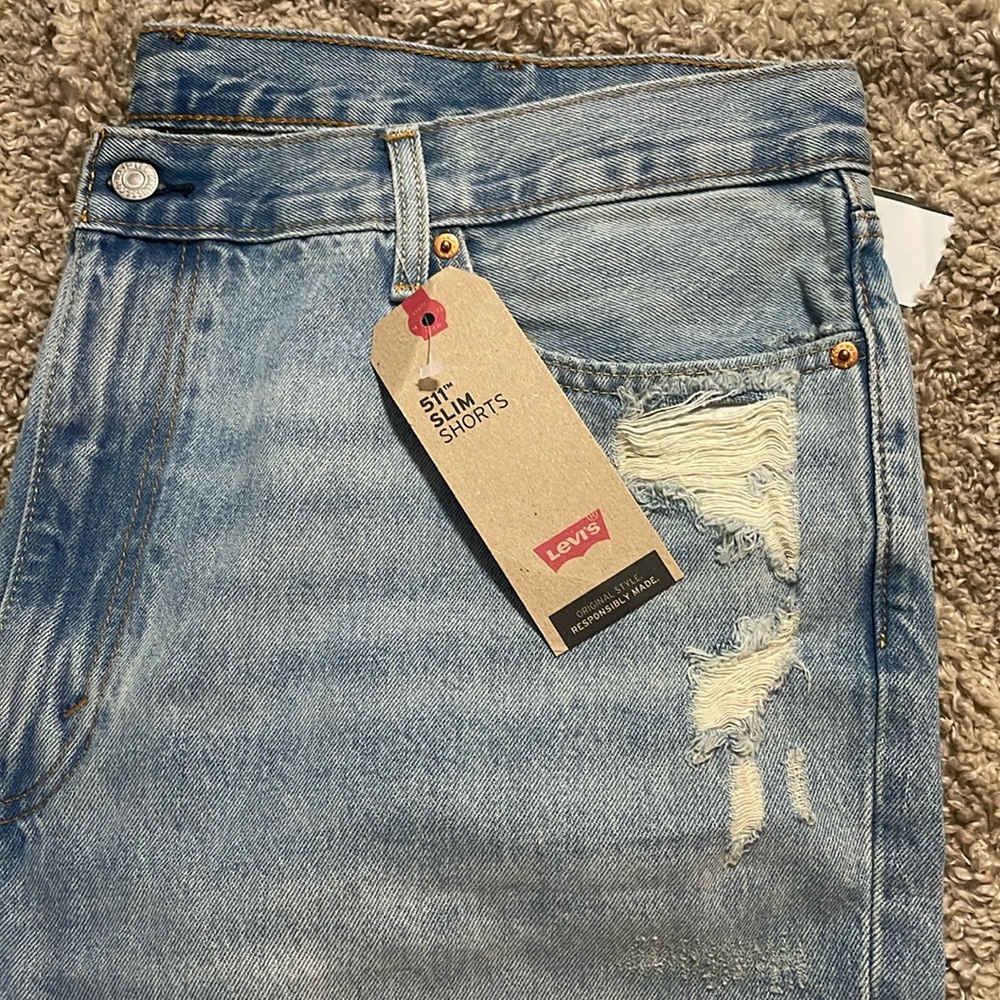 Levi Jean shorts size 42 Slim Fit